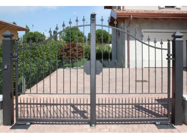 Manufacture, gates, doors, Manufacturers, of, steel, gates, fences, railing, villa, doors, Wrought, iron, metal, gates, los, angeles, maker, in, miami, Florida, Floride ,usa, store, workshop, door